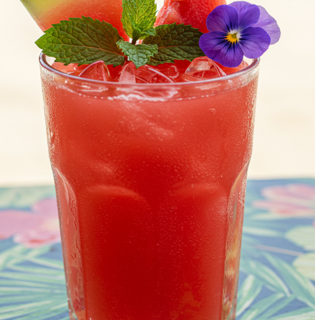 Wassermelone Saft Wassermelonensaft Rezept Frischer Wassermelone Saft Saft aus Wassermelone Erfrischender Wassermelonen Saft